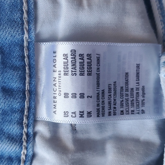 American Eagle Mom Jeans - Picture 8 of 14